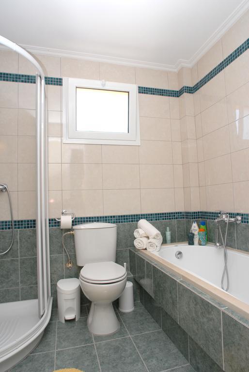 Dimitris Apartments Сідарі Екстер'єр фото