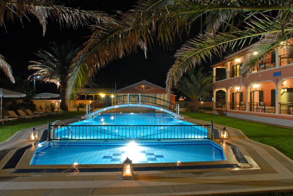 Dimitris Apartments Сідарі Екстер'єр фото